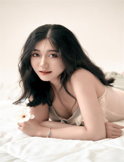 摄影技巧：神秘图瓦人番外的补充叙事与世界观扩展——理解人物的深度分析